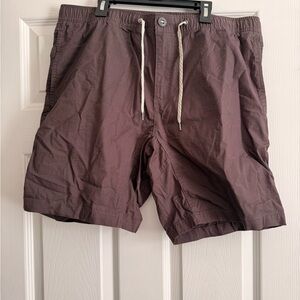Men's Vuori Shorts in Deep Plum